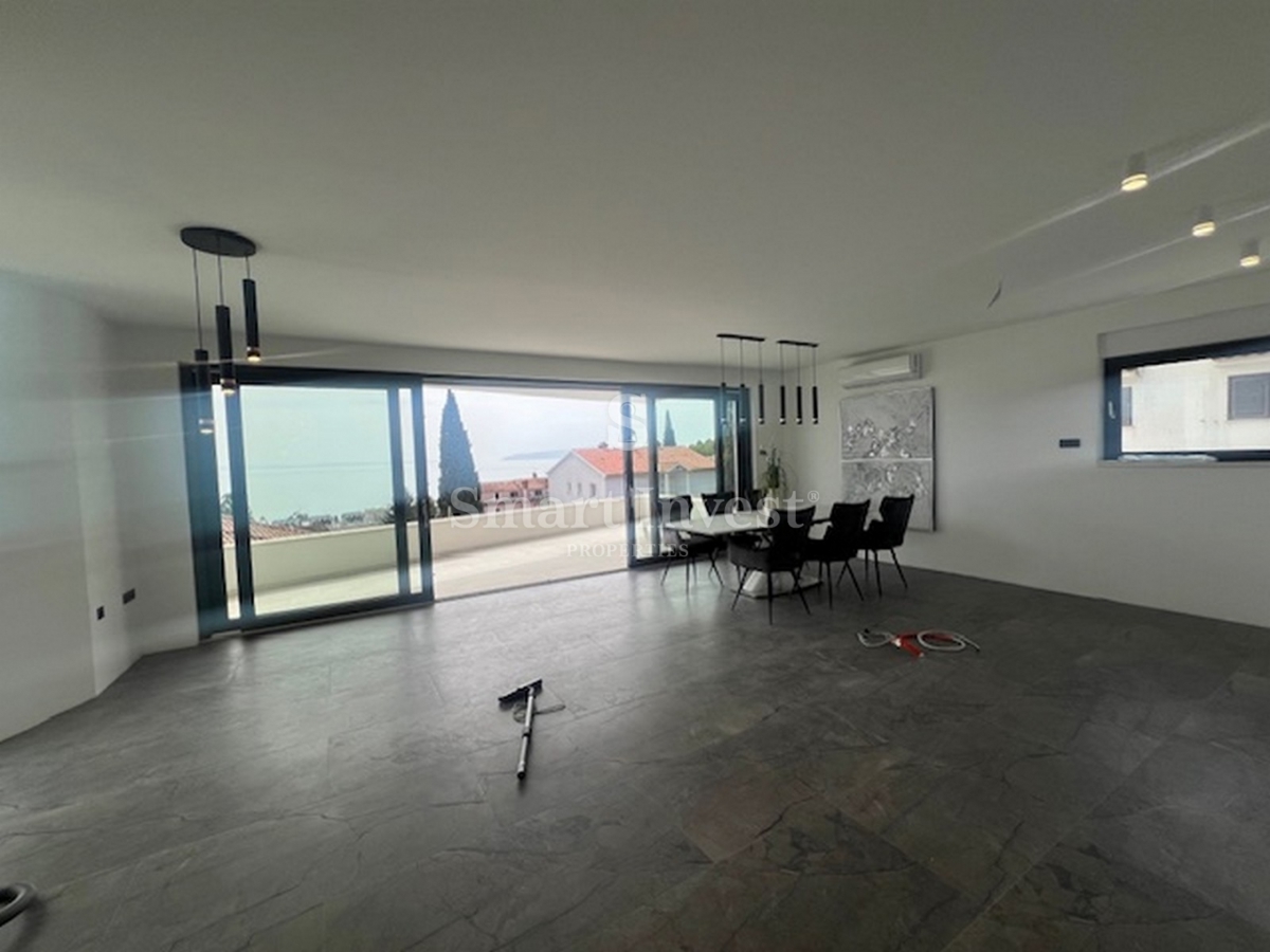 IČIĆI, lussuoso appartamento con 3 camere da letto vicino al mare e al porto turistico