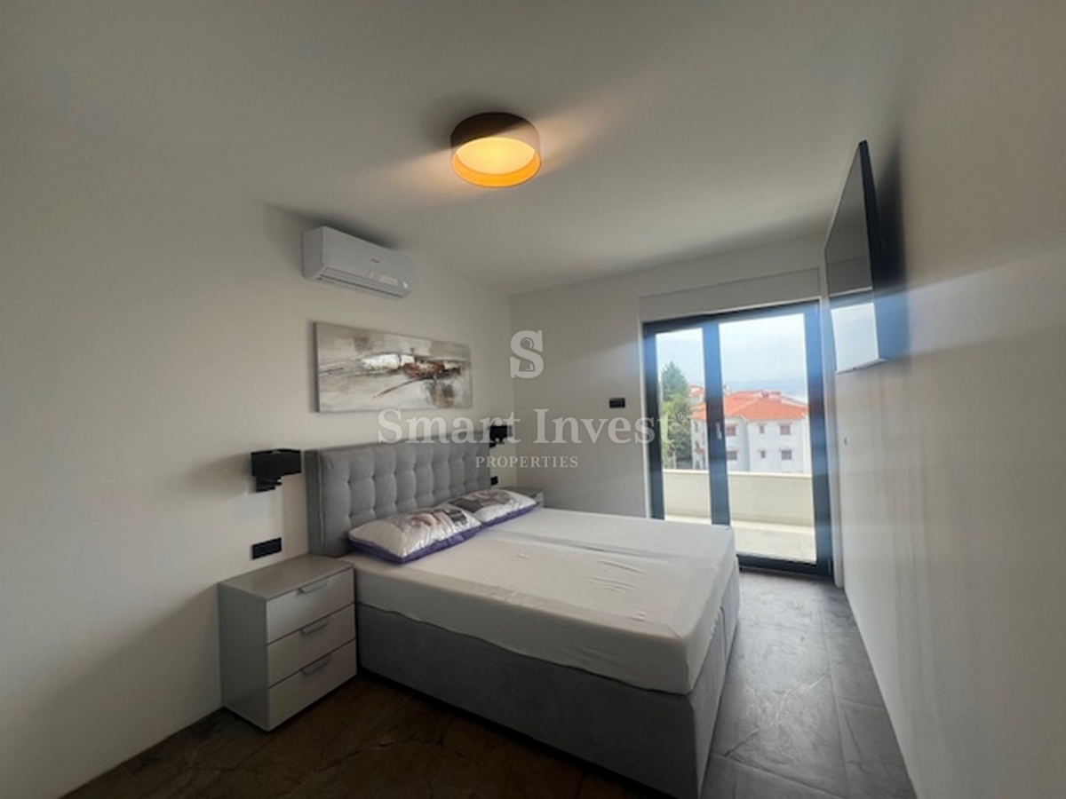 IČIĆI, lussuoso appartamento con 3 camere da letto vicino al mare e al porto turistico