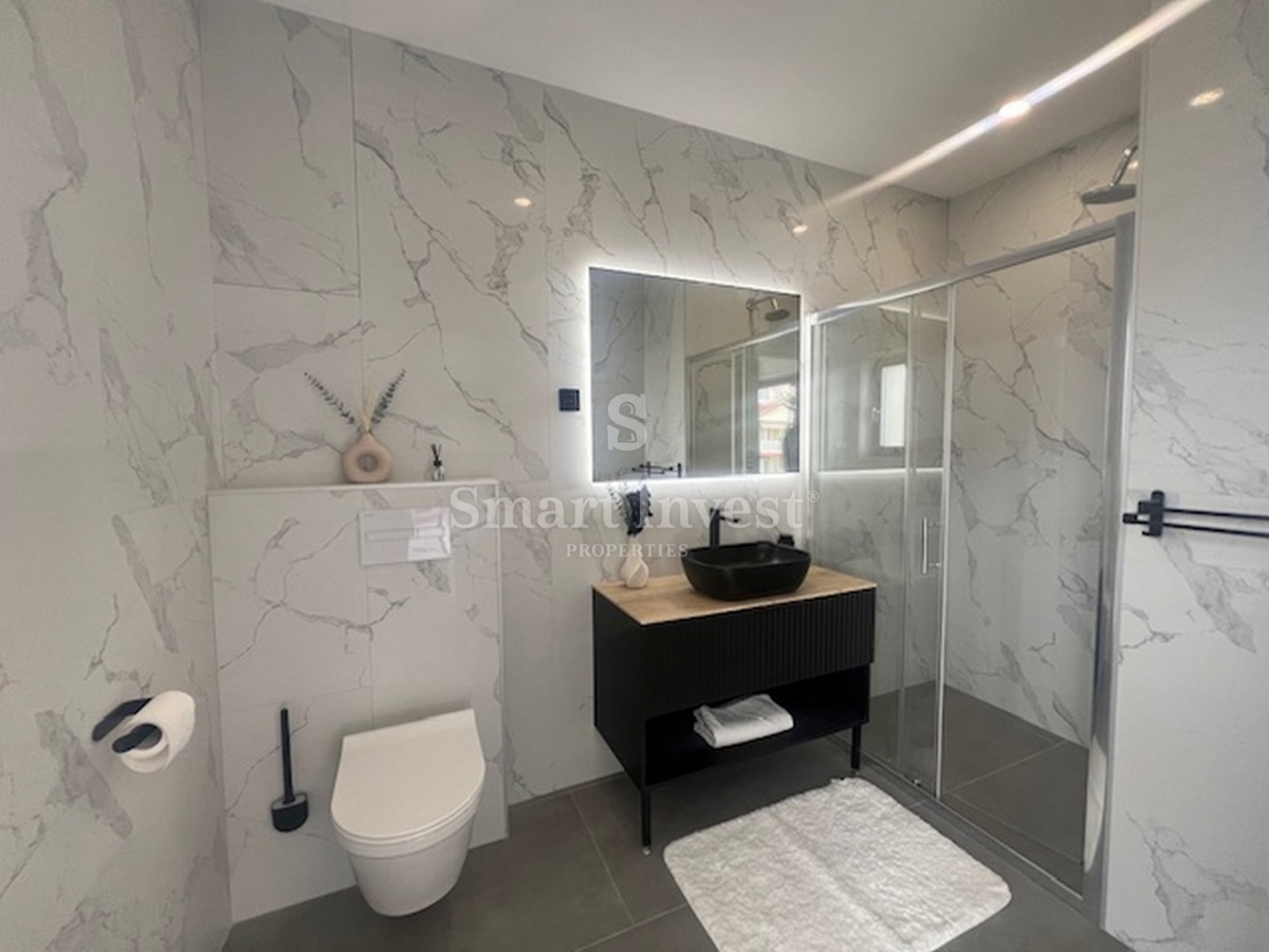 IČIĆI, lussuoso appartamento con 3 camere da letto vicino al mare e al porto turistico