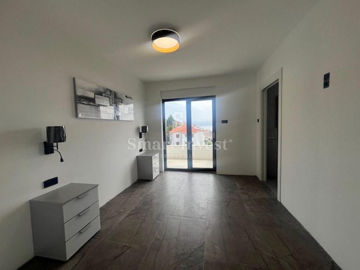 IČIĆI, lussuoso appartamento con 3 camere da letto vicino al mare e al porto turistico