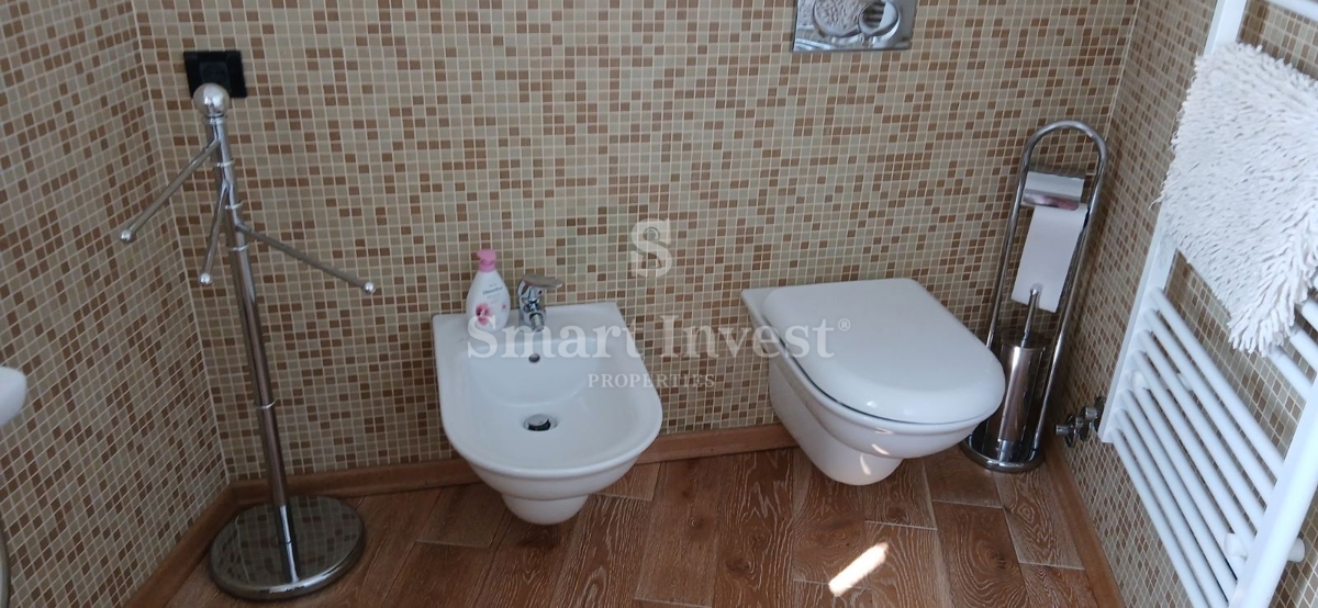 LOVRAN, casa indipendente con vista panoramica sul mare