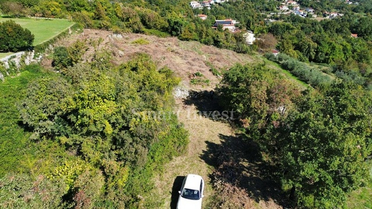 IČIĆI - POLJANE, terreno con permesso di costruzione per villa con piscina (A)