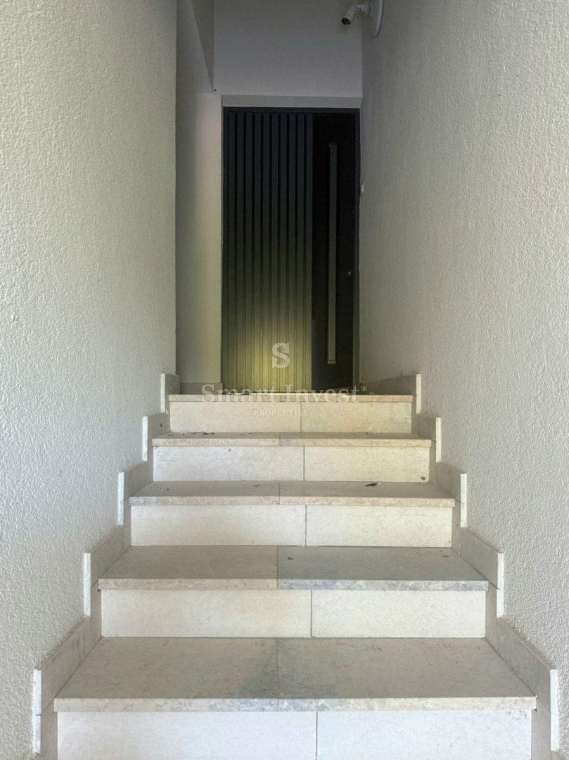 LAURANA, lussuoso appartamento trilocale con piscina vicino al mare