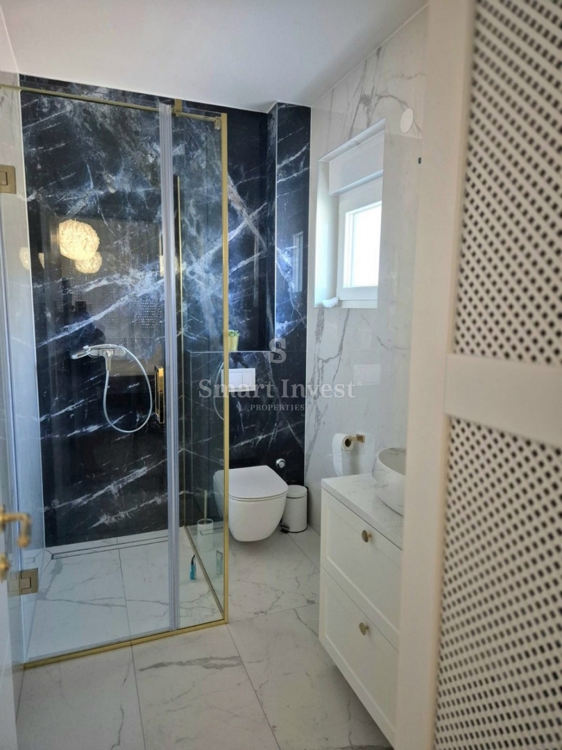 LAURANA, lussuoso appartamento trilocale con piscina vicino al mare