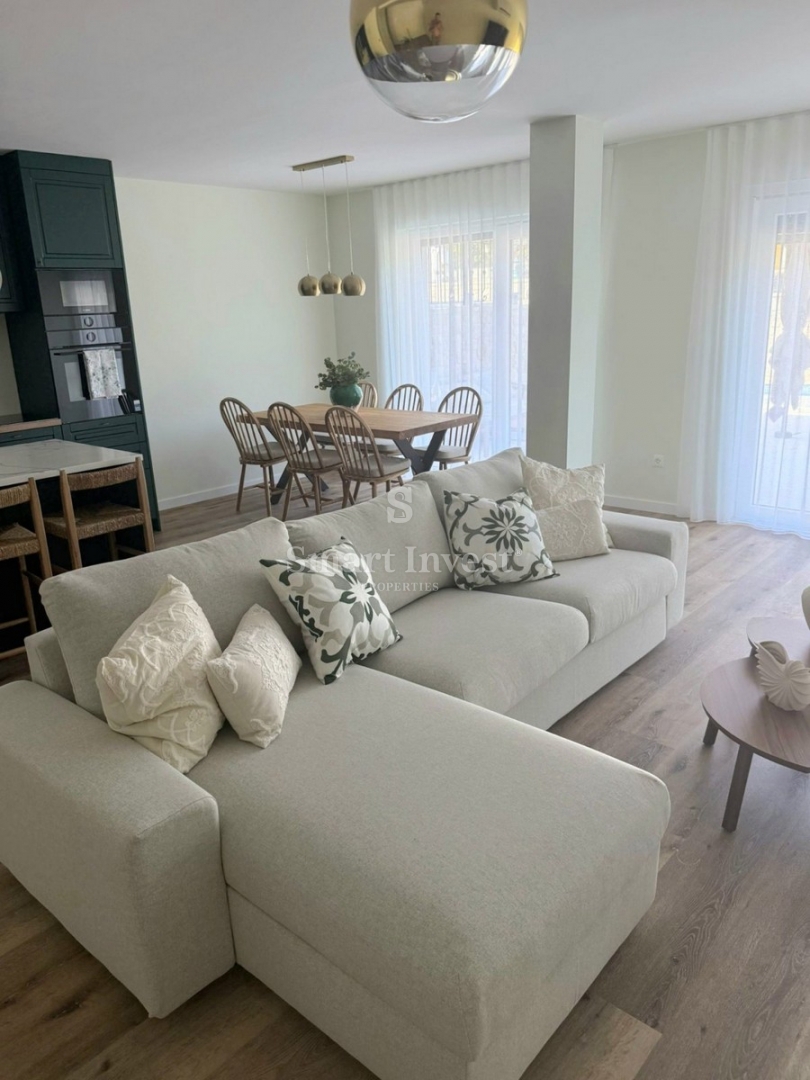 LAURANA, lussuoso appartamento trilocale con piscina vicino al mare