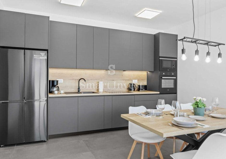 ISTRIA - SVETVINČENAT, villa moderna con piscina riscaldata