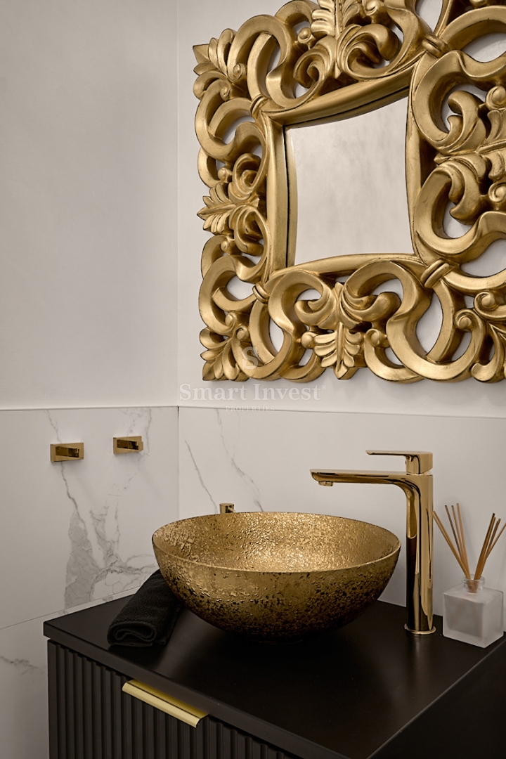 ABBAZIA - CENTRO, lussuoso appartamento trilocale a pochi passi dal mare