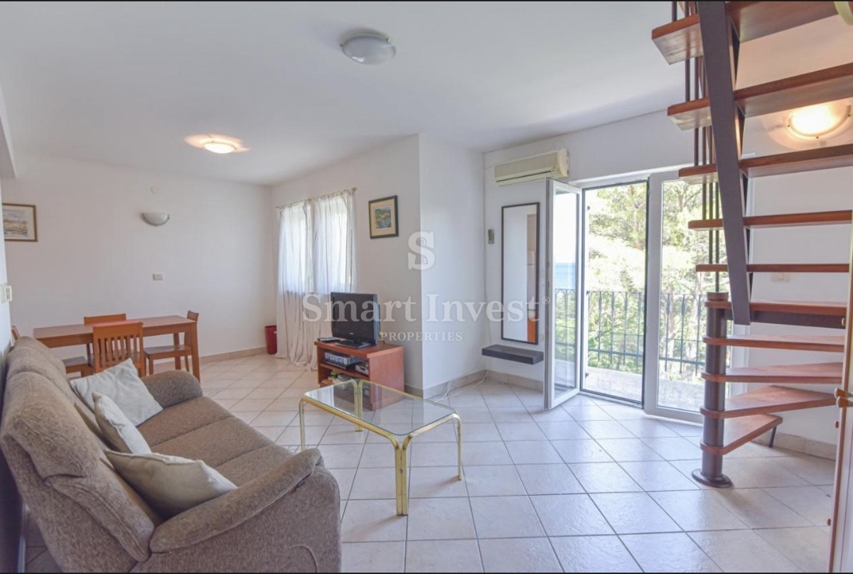 MOŠĆENIČKA DRAGA, appartamento trilocale con vista mare