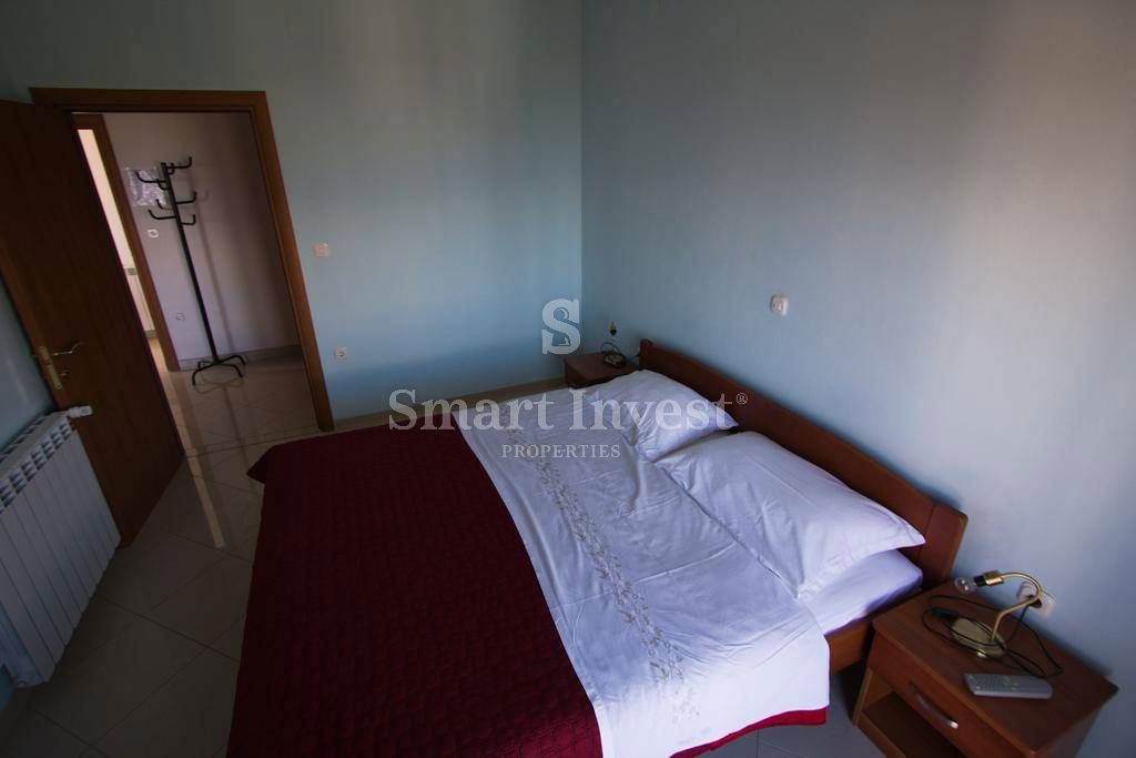 LOVRAN, Casa con appartamenti e vista mare, vicino al mare