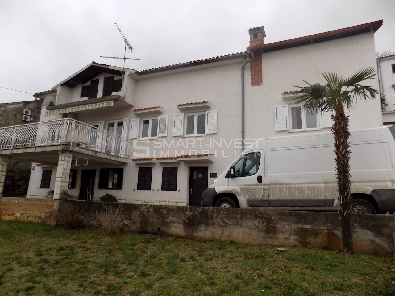 OPATIJA, House of 300 m2 with a building land of 1812 m2