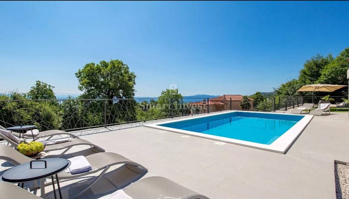 OPATIJA - IČIĆI, Modern house with pool and sea view, for sale