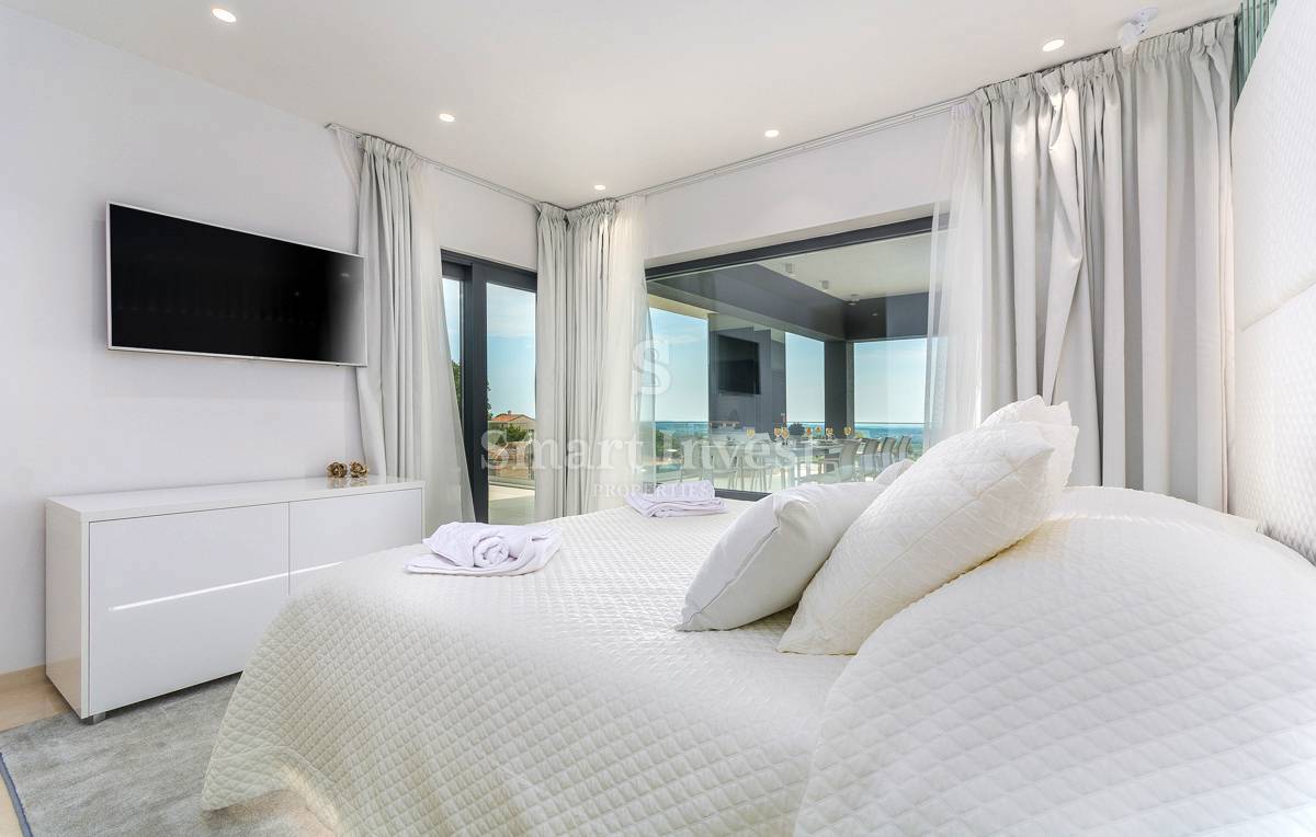ISTRIA - POREČ, EXCLUSIVE DESIGN VILLA WITH SEA VIEW