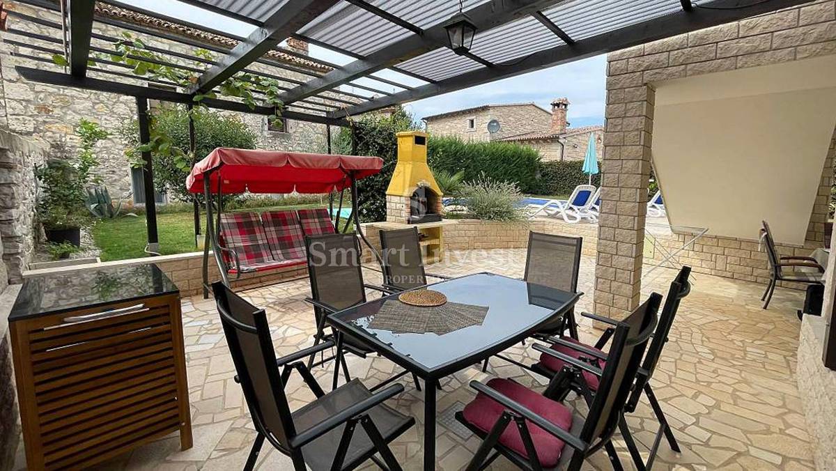 ISTRIA - PARENZO, Casa in pietra d'Istria ristrutturata con piscina, in vendita