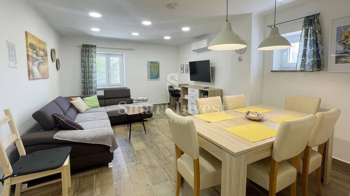 ISTRIA - PARENZO, Casa in pietra d'Istria ristrutturata con piscina, in vendita