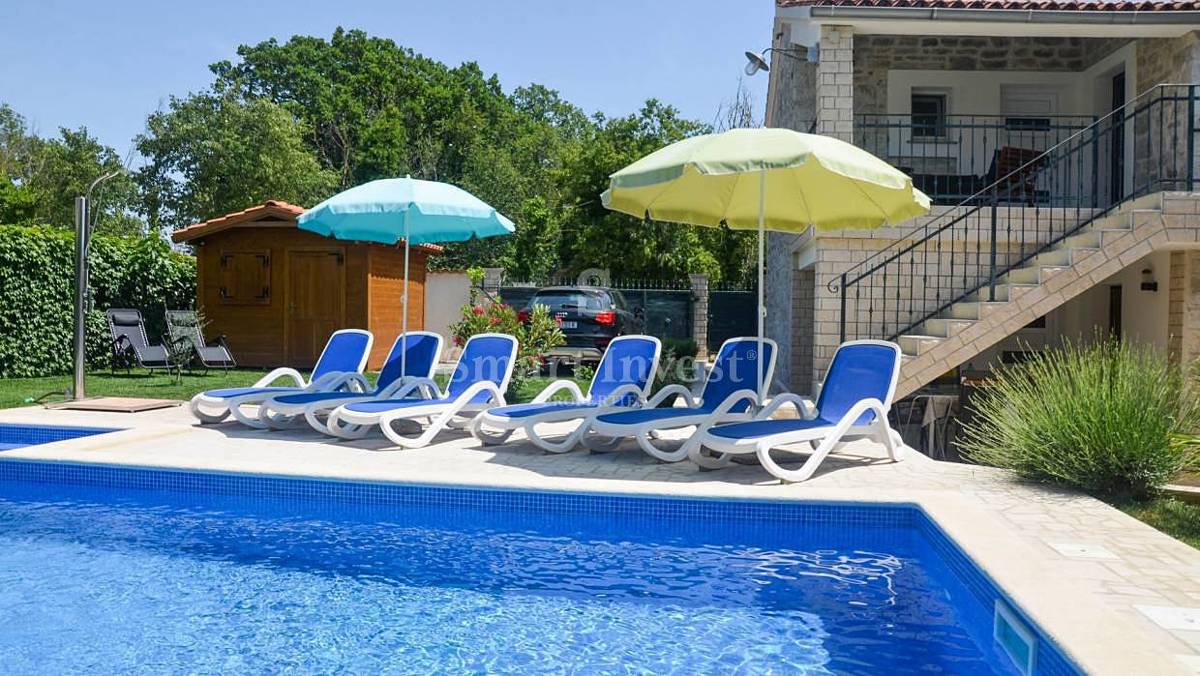 ISTRIA - PARENZO, Casa in pietra d'Istria ristrutturata con piscina, in vendita