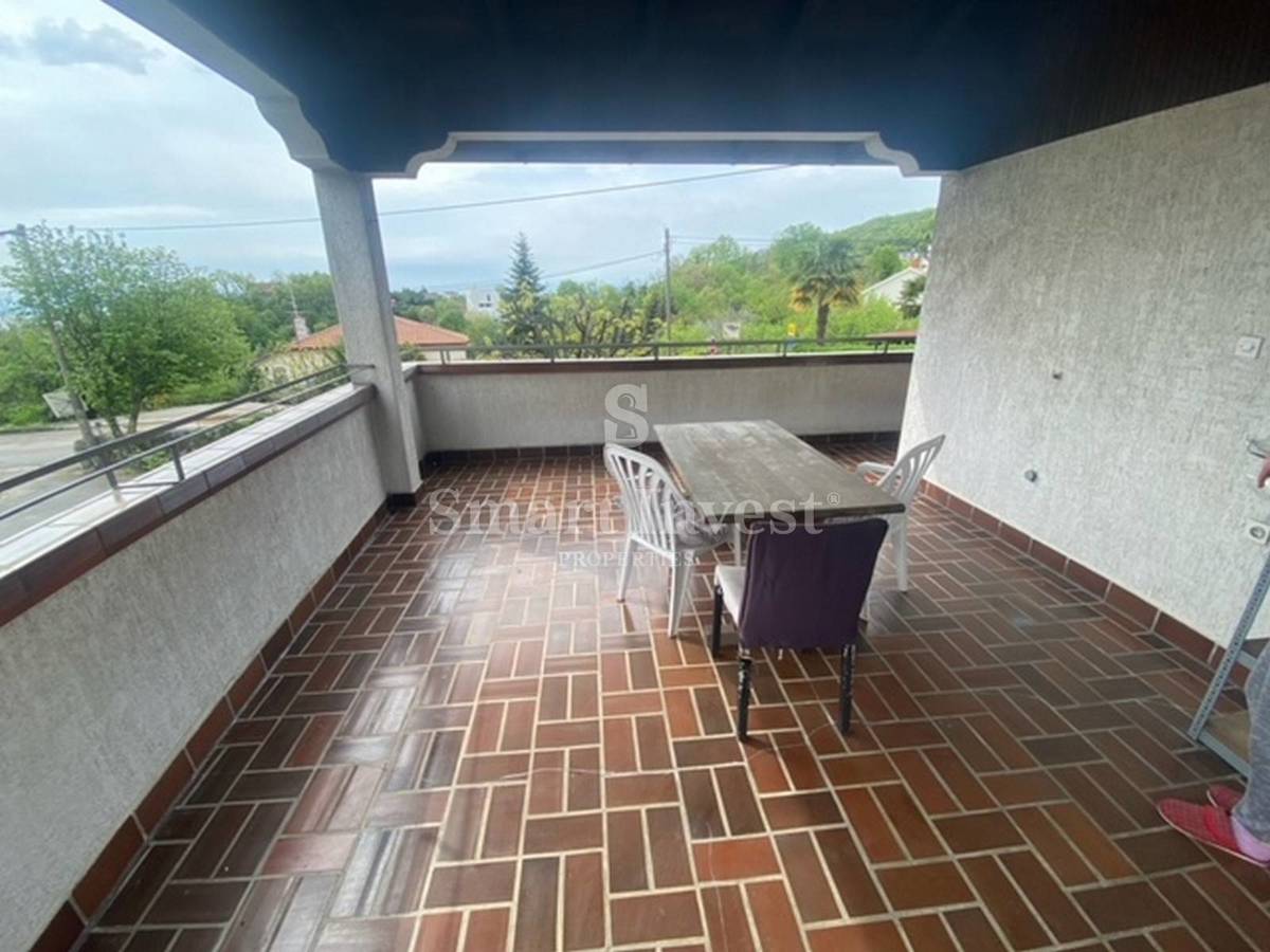 ABBAZIA - MATULJI, casa indipendente con parziale vista mare, in vendita