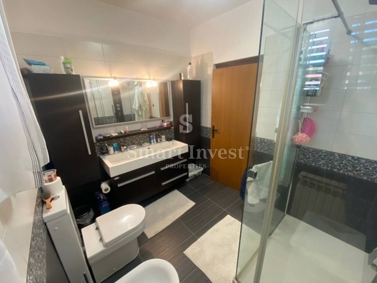 ABBAZIA - MATULJI, casa indipendente con parziale vista mare, in vendita