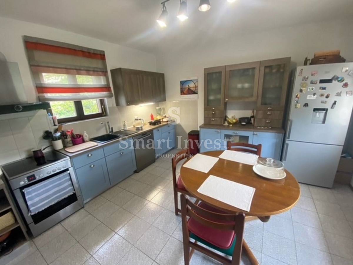 ABBAZIA - MATULJI, casa indipendente con parziale vista mare, in vendita