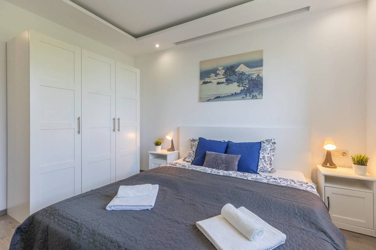 ABBAZIA - POBRI, appartamento di 3 camere da letto con vista mare