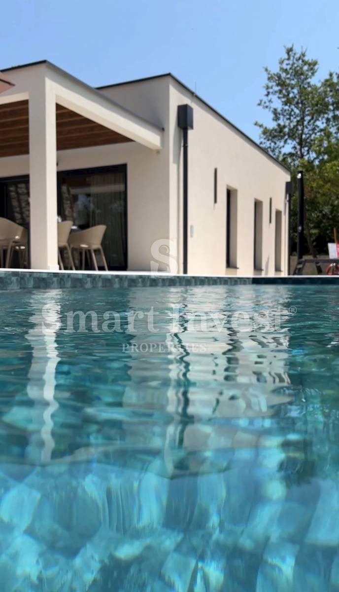 ISTRIA - SANVINCENTI, nuova villa moderna con piscina