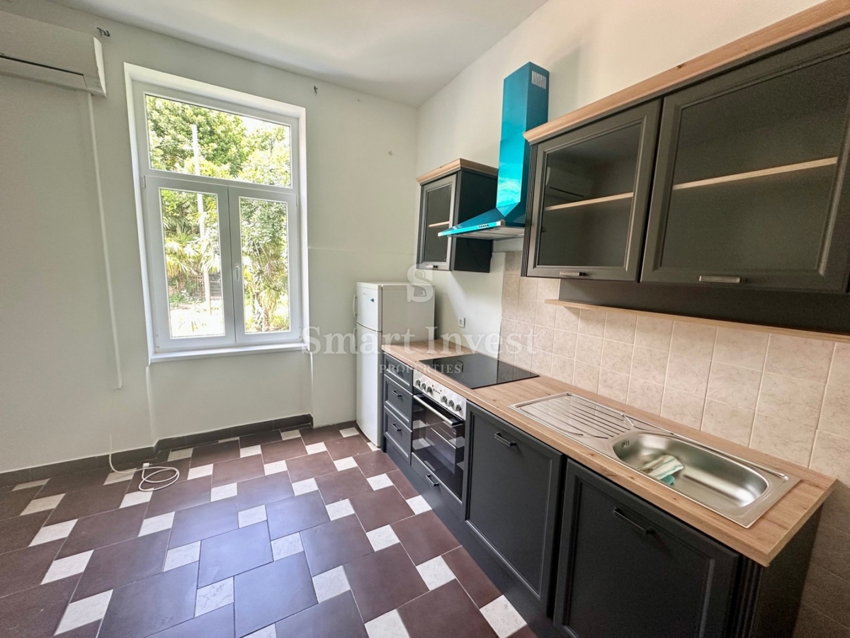 ABBAZIA, appartamento bilocale in villa antica, 2a fila dal mare ***ESCLUSIVA SOLO CON NOI***