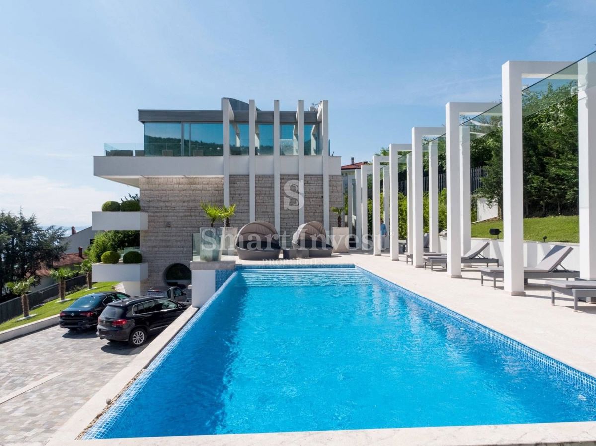 OPATIJA - IČIĆI, Exclusive villa with sea view, just 150 m to the sea