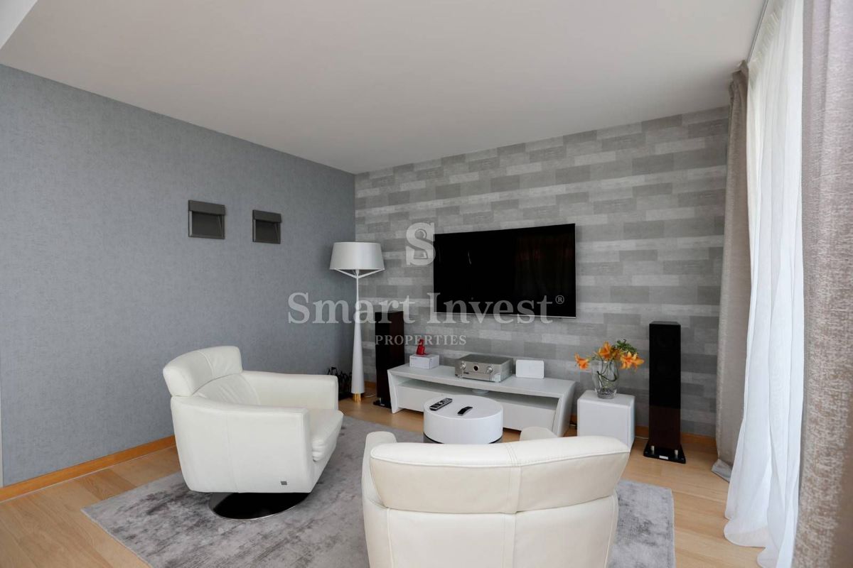 OPATIJA - IČIĆI, Exclusive villa with sea view, just 150 m to the sea