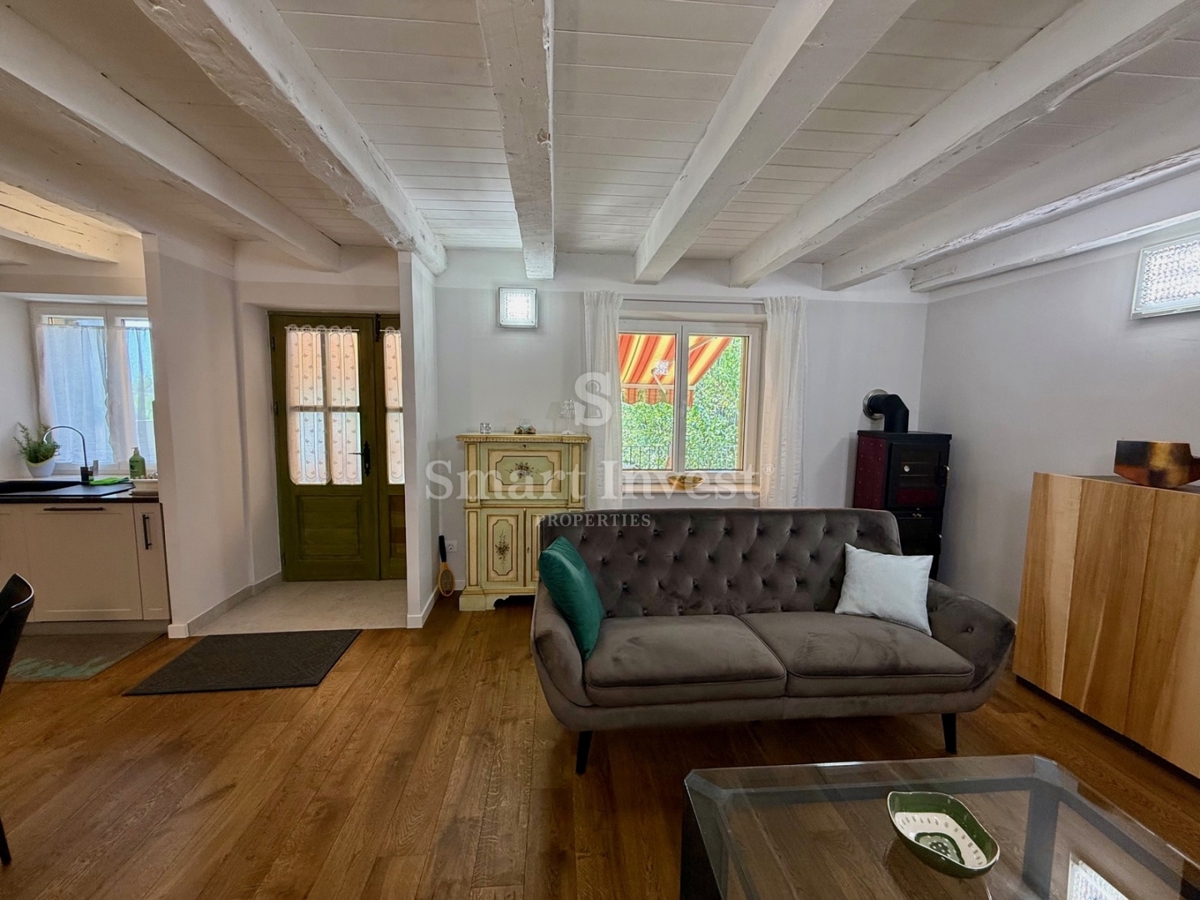 CRIKVENICA - DRAMALJ, affascinante casa a schiera in pietra