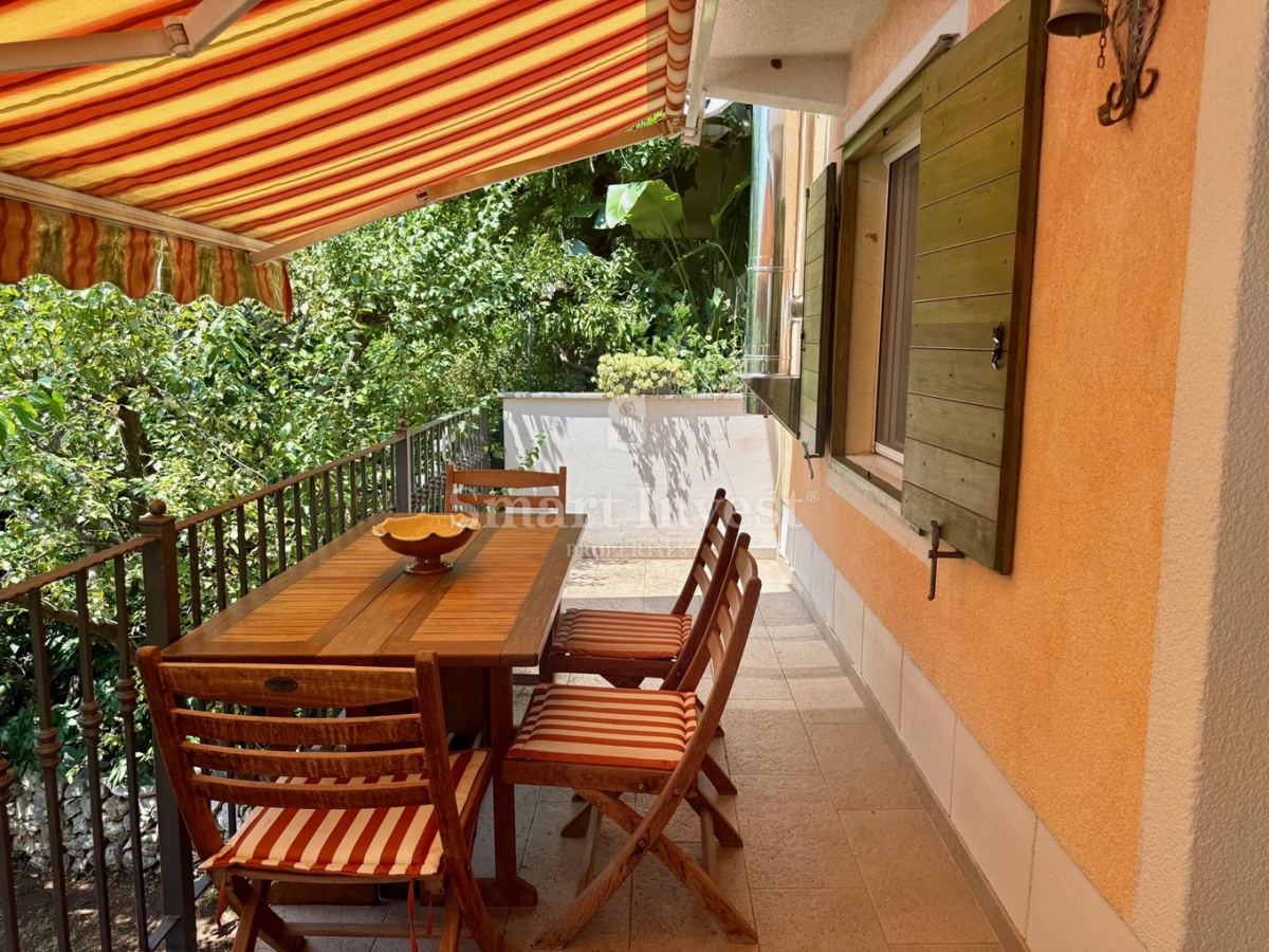 CRIKVENICA - DRAMALJ, affascinante casa a schiera in pietra