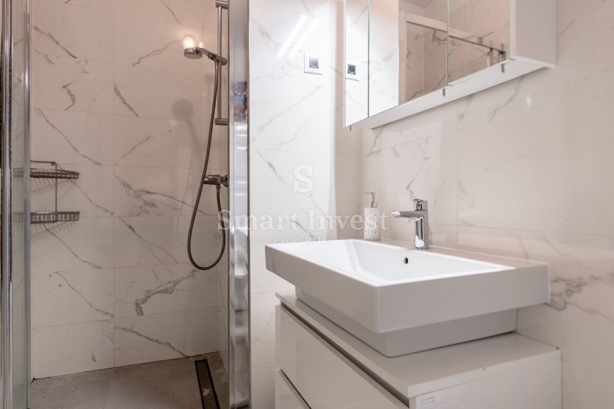 FIUME - MARTINKOVAC, appartamento con 3 camere da letto con vista mare