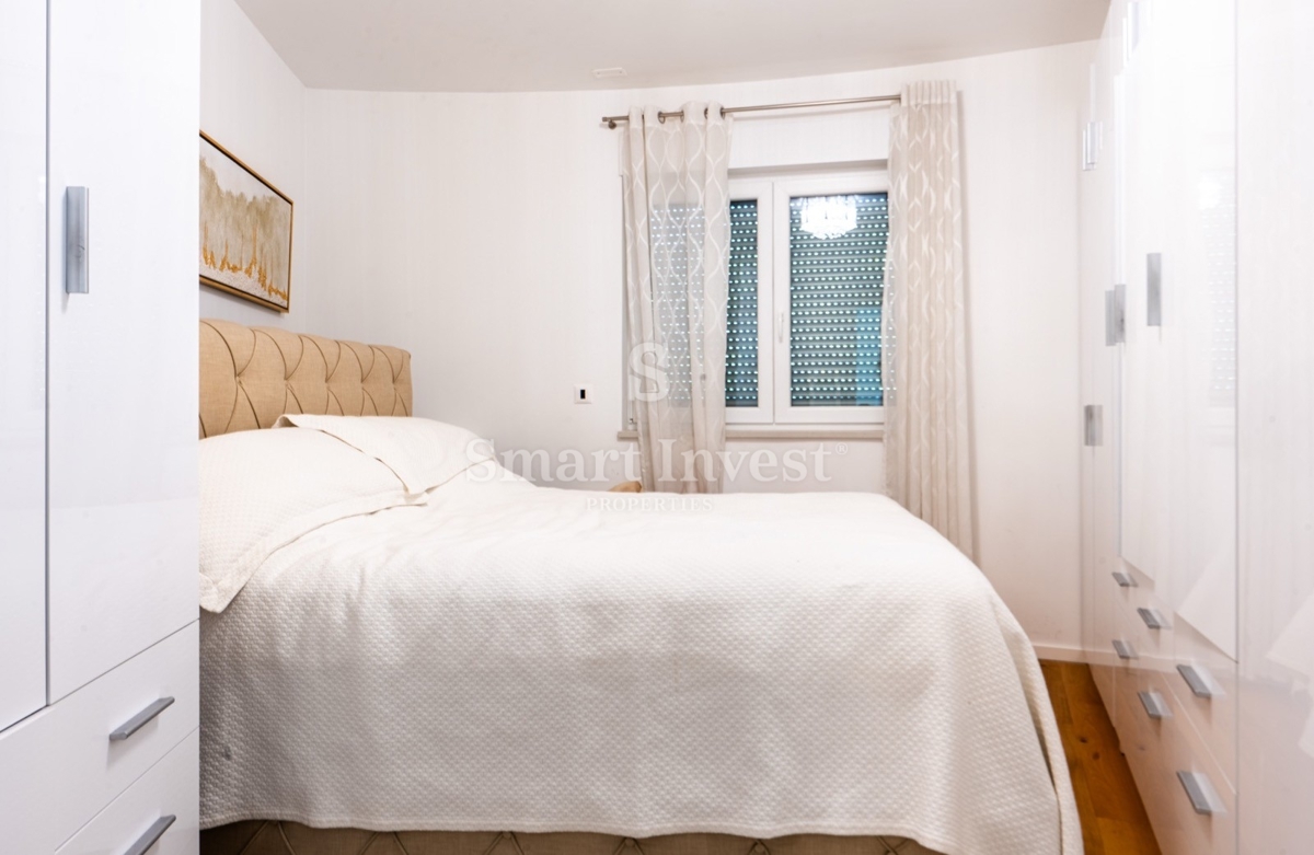 FIUME - MARTINKOVAC, appartamento con 3 camere da letto con vista mare