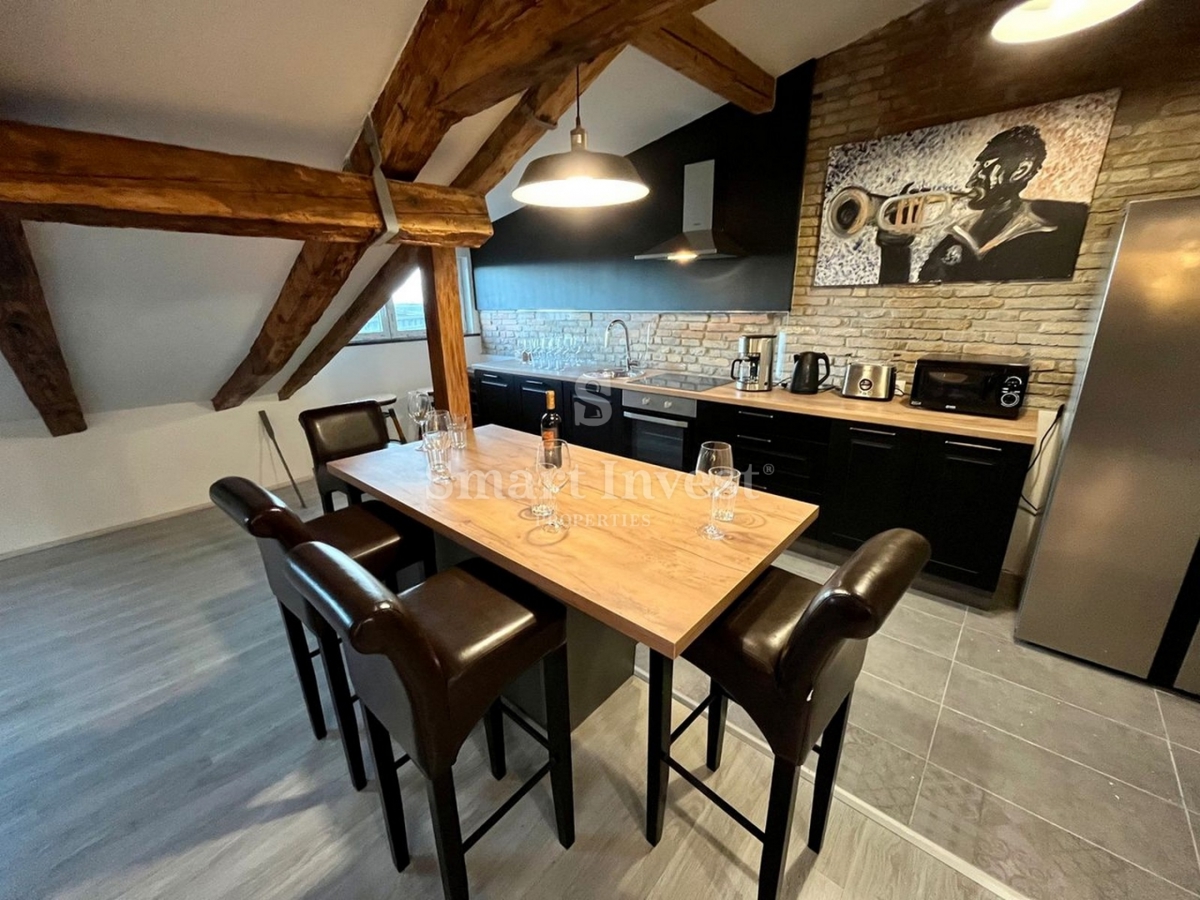 FIUME - CENTRO, appartamento ristrutturato con 2 camere da letto