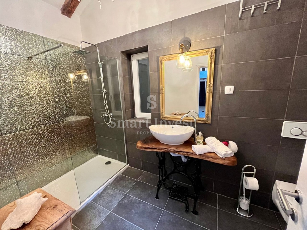 FIUME - CENTRO, appartamento ristrutturato con 2 camere da letto