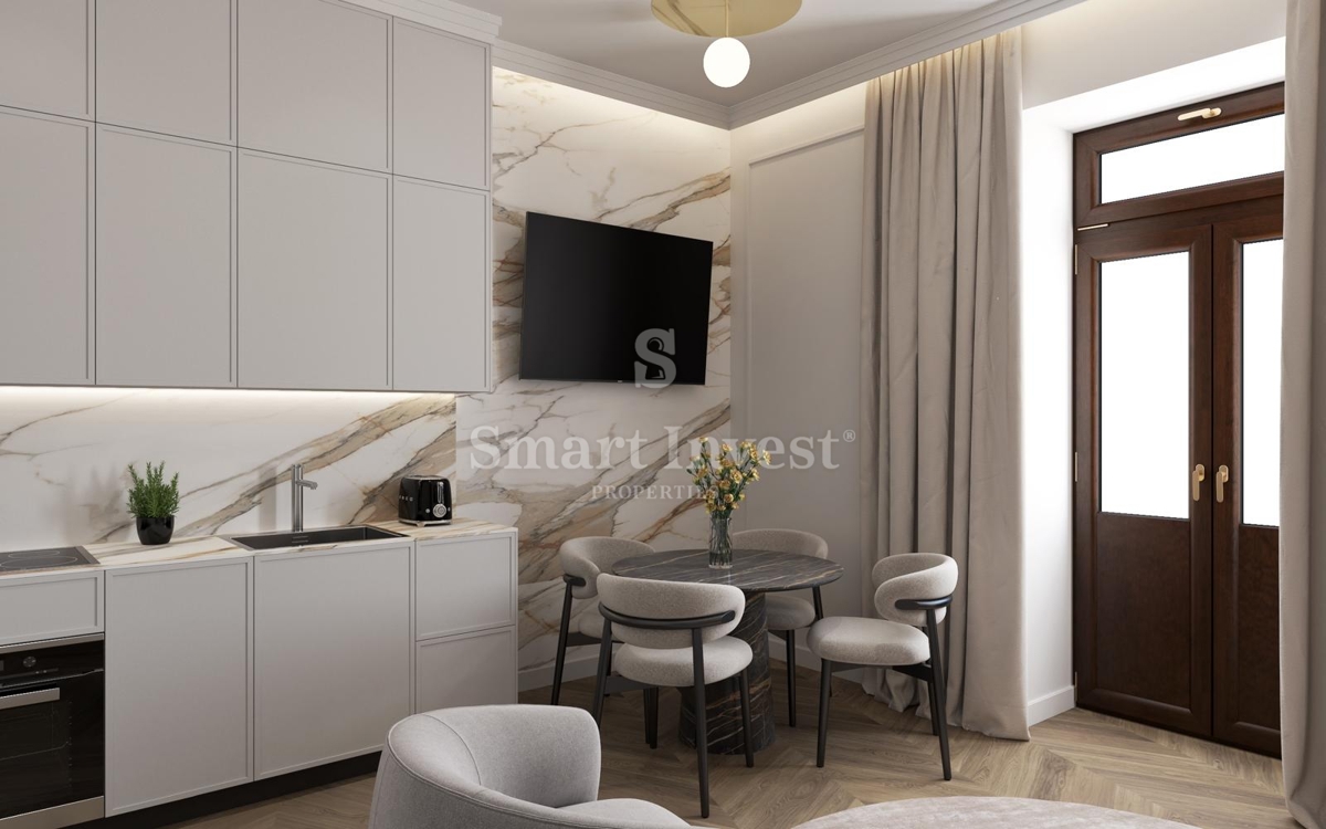 ABBAZIA, appartamento di lusso con balcone in un'antica villa vicino al mare