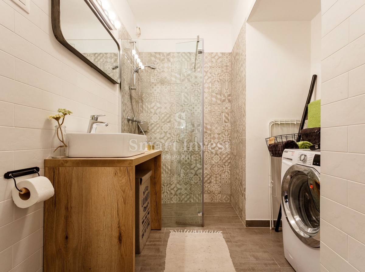 FIUME - CENTRO, 2 appartamenti di alta qualità, vista mare