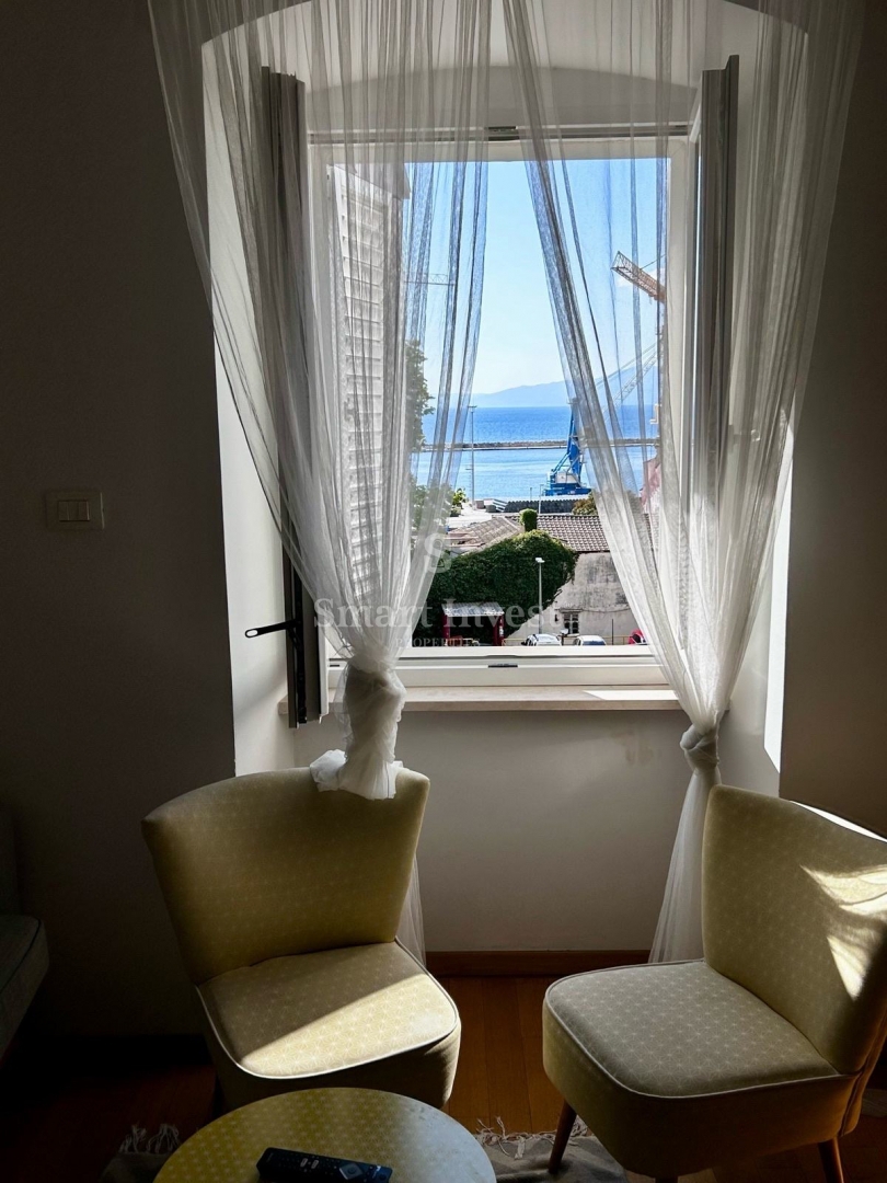 FIUME - CENTRO, 2 appartamenti di alta qualità, vista mare