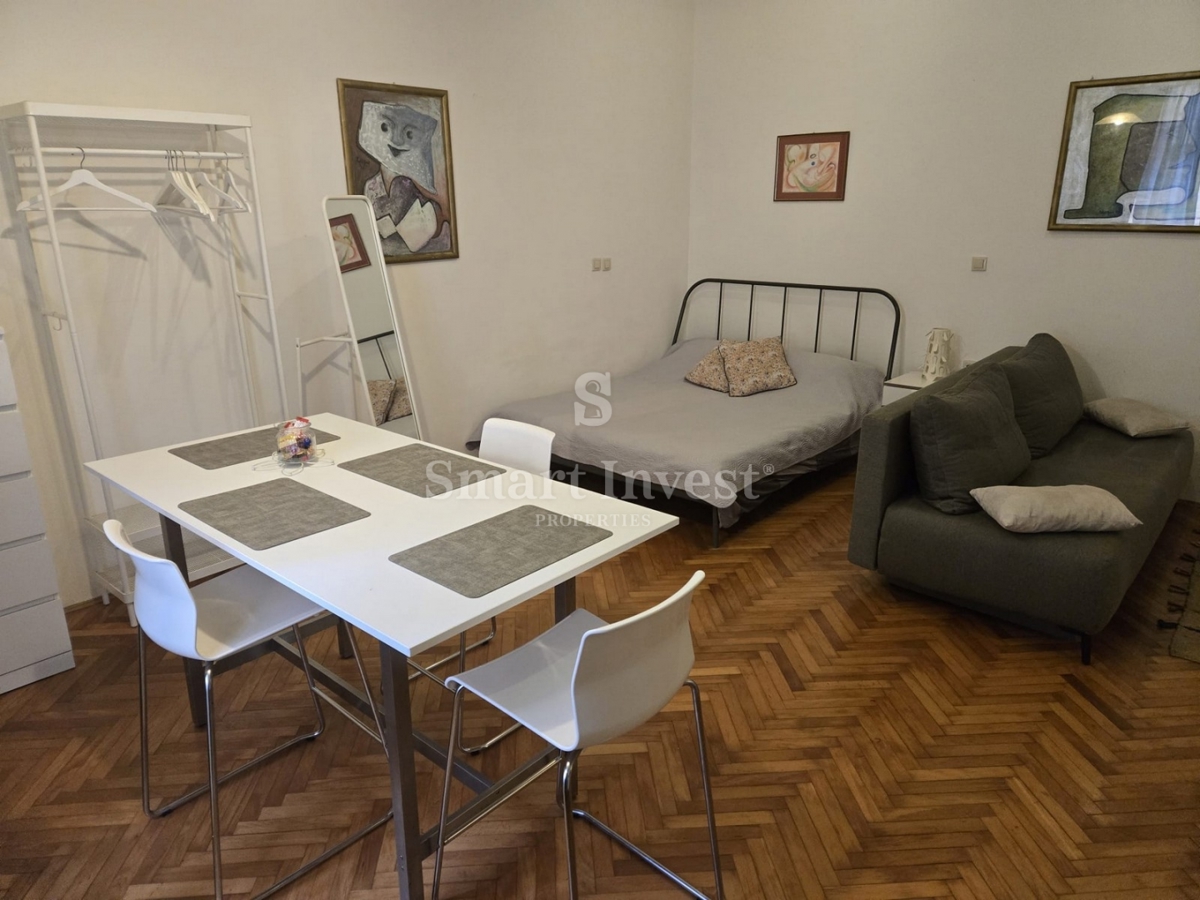 ABBAZIA - CENTRO, appartamento con 3 camere da letto, terrazza e taverna, a 50 m dal mare