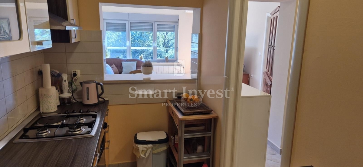 FIUME - DONJI ZAMET, appartamento bilocale  con balcone e garage