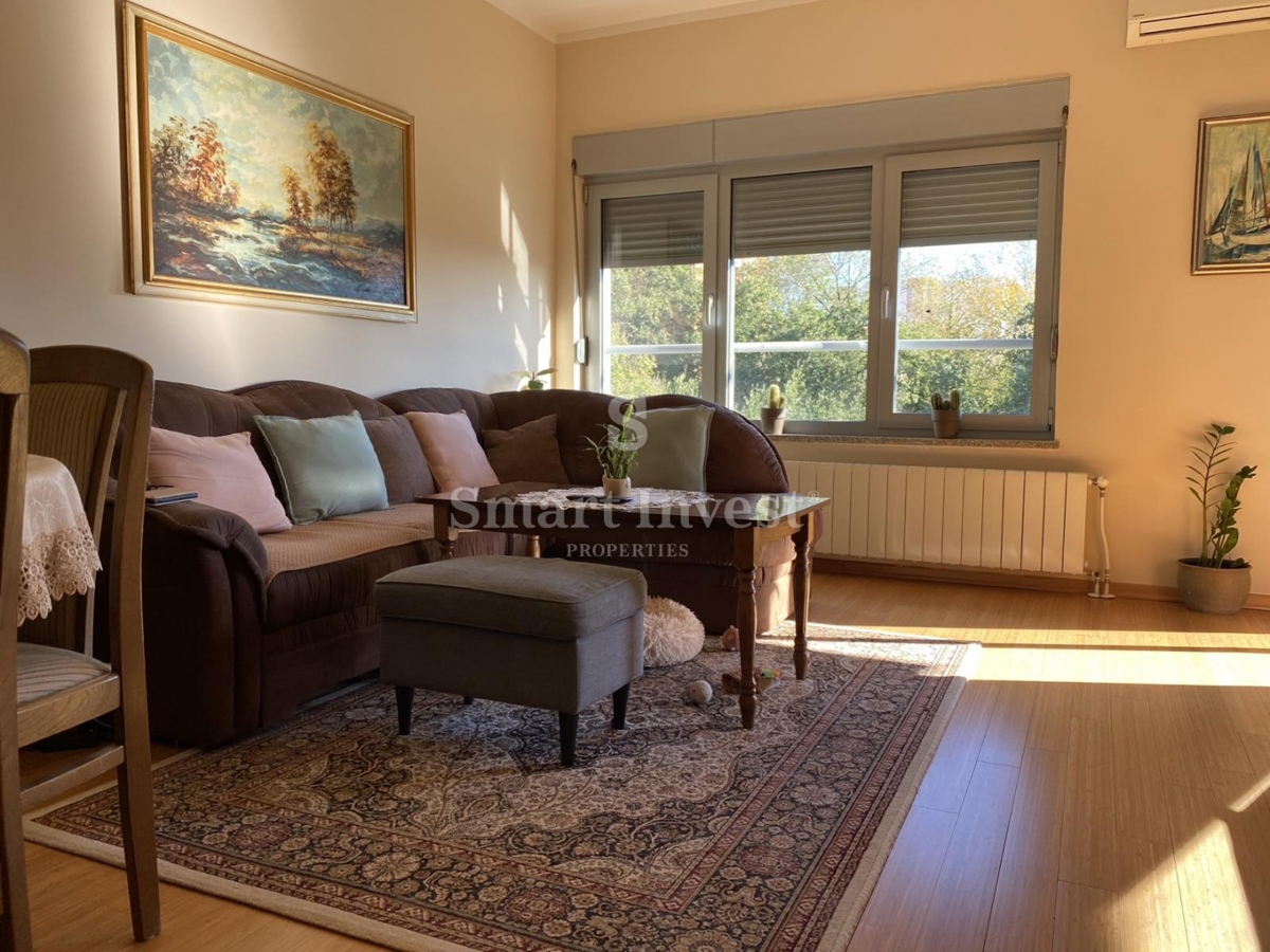 FIUME - DONJI ZAMET, appartamento bilocale  con balcone e garage