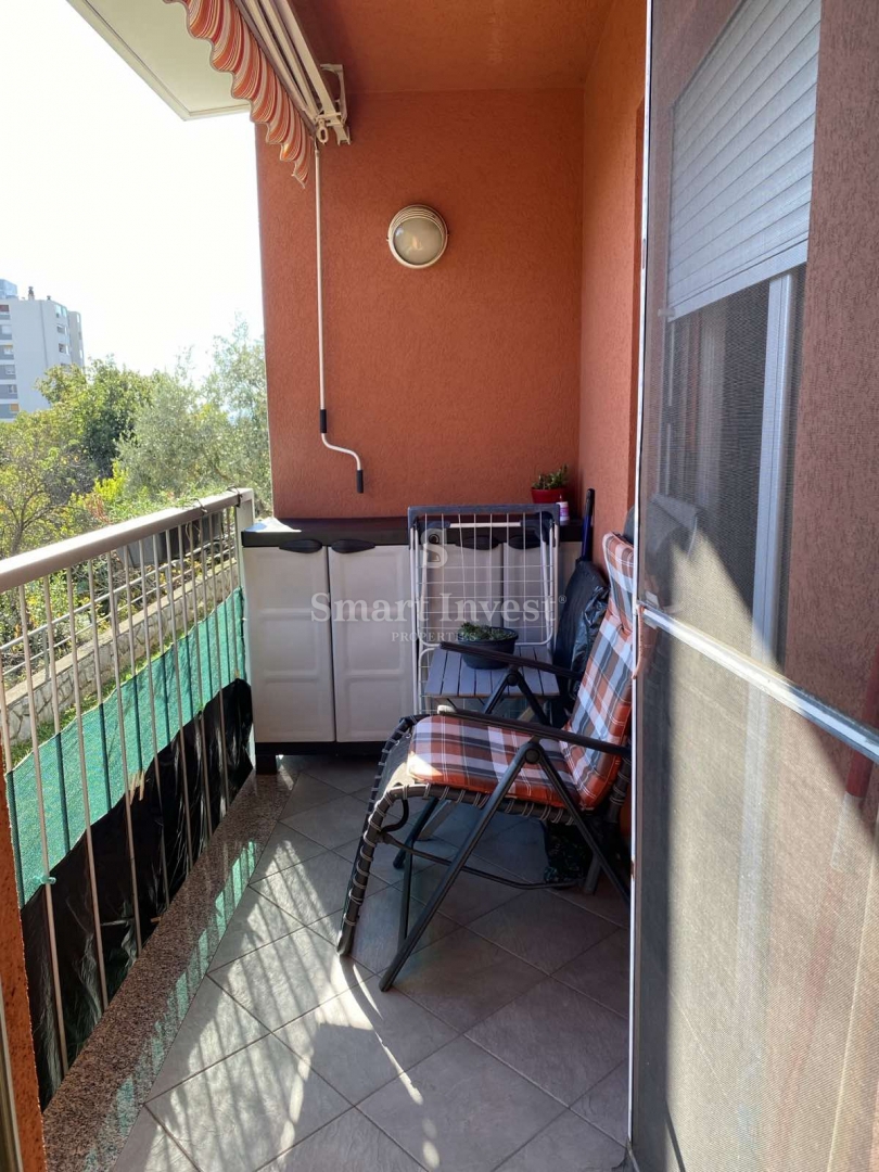 FIUME - DONJI ZAMET, appartamento bilocale  con balcone e garage