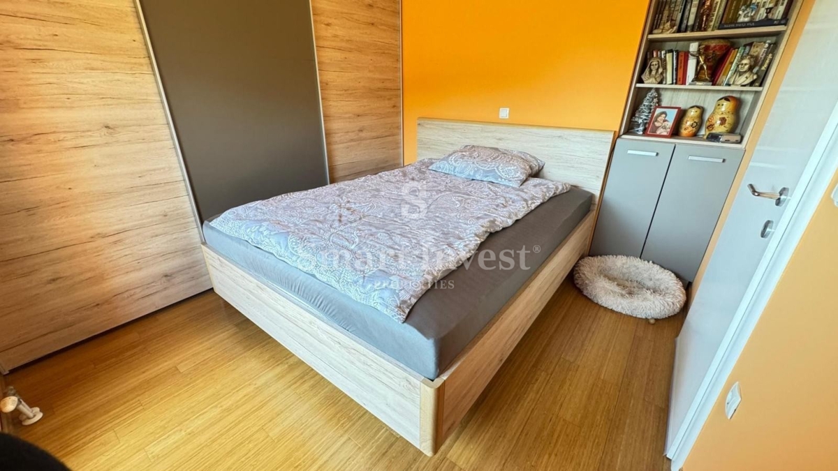 FIUME - DONJI ZAMET, appartamento bilocale  con balcone e garage