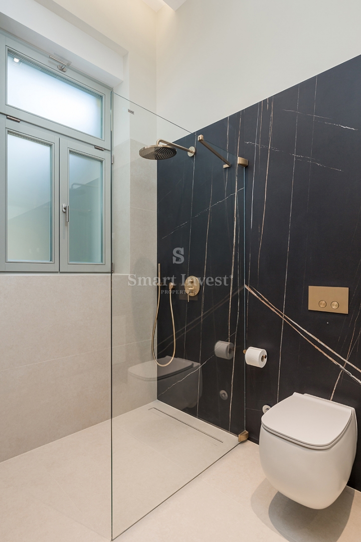 ABBAZIA – CENTRO, lussuoso appartamento fronte mare con terrazza in villa ristrutturata