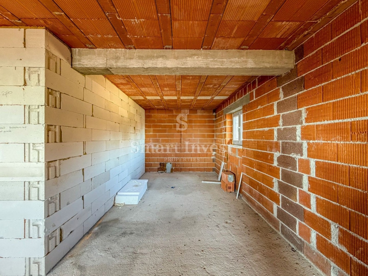 ABBAZIA - VEPRINAC, casa con vista mare e ampio giardino