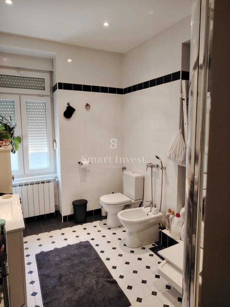 ABBAZIA, spazioso appartamento con balcone e vista mare