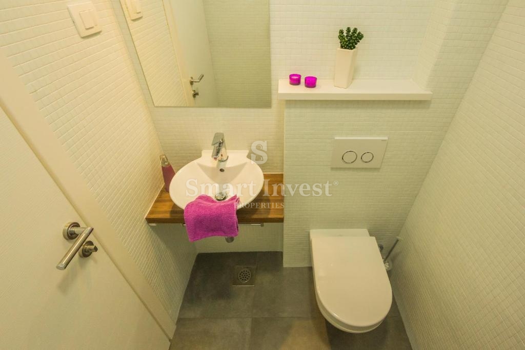 IKA - OPRIĆ, villa con 4 appartamenti e vista panoramica sul mare