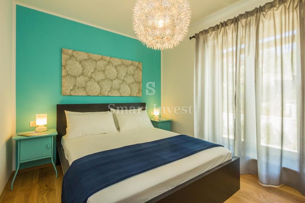 IKA - OPRIĆ, villa con 4 appartamenti e vista panoramica sul mare