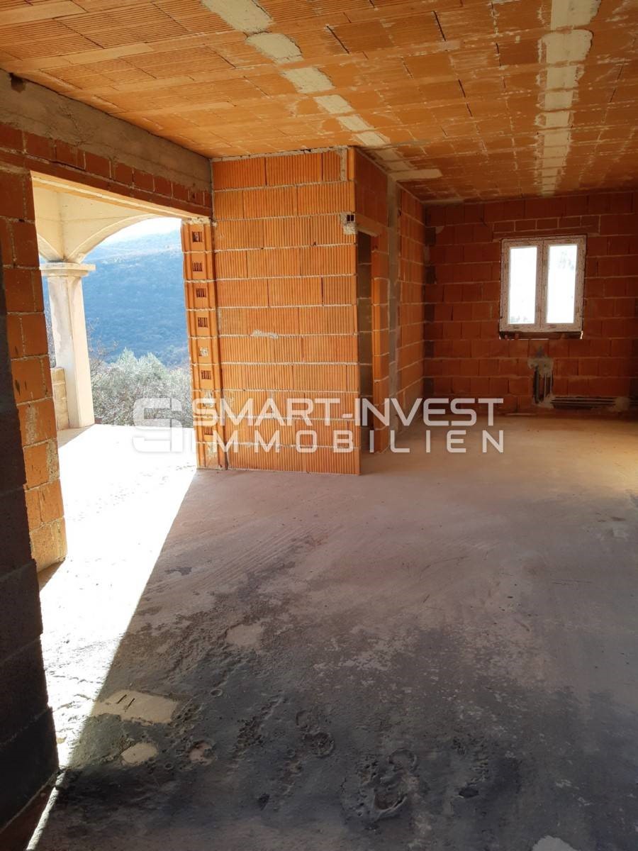 ISTRIA - RABAC vicinity, Detached house of 515 m2 near the sea