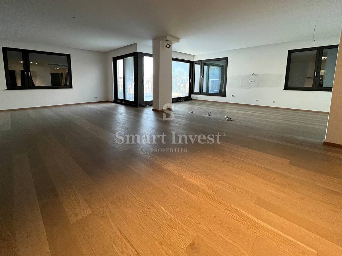 OPATIJA - CENTER, 3-BEDROOMS APARTMENT WITH SEA VIEW AND GARAGE