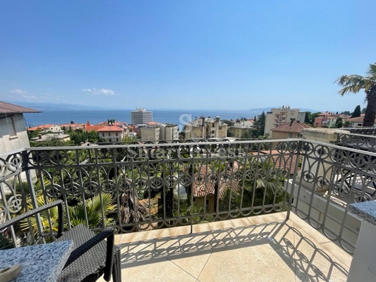 OPATIJA, 3-bedrooms apartment with sea view and parking