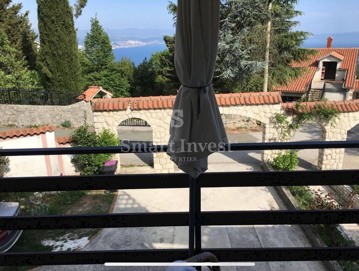 OPATIJA - VEPRINAC, Semi-detached house of 250 m2 with a sea view